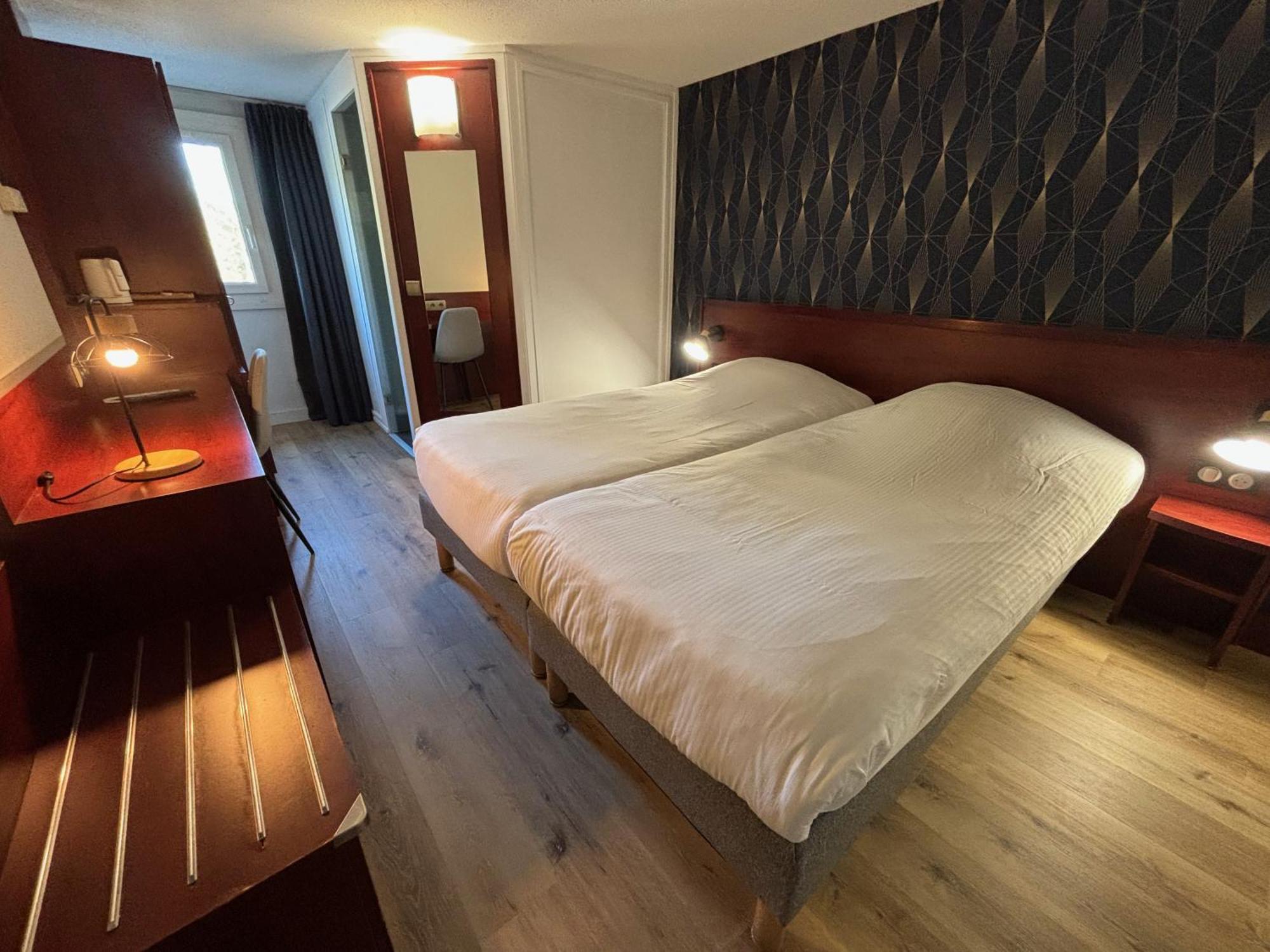 Kyriad Bordeaux Lormont Exterior foto